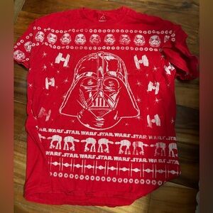 ⭐️ Disney Star Wars Darth Vader Red Graphic‎ Tee size large 0118